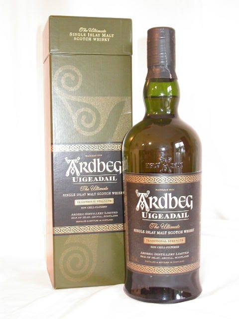 Ardbeg Uigeadail 54,2%vol. 0,7l mit Klappdeckel