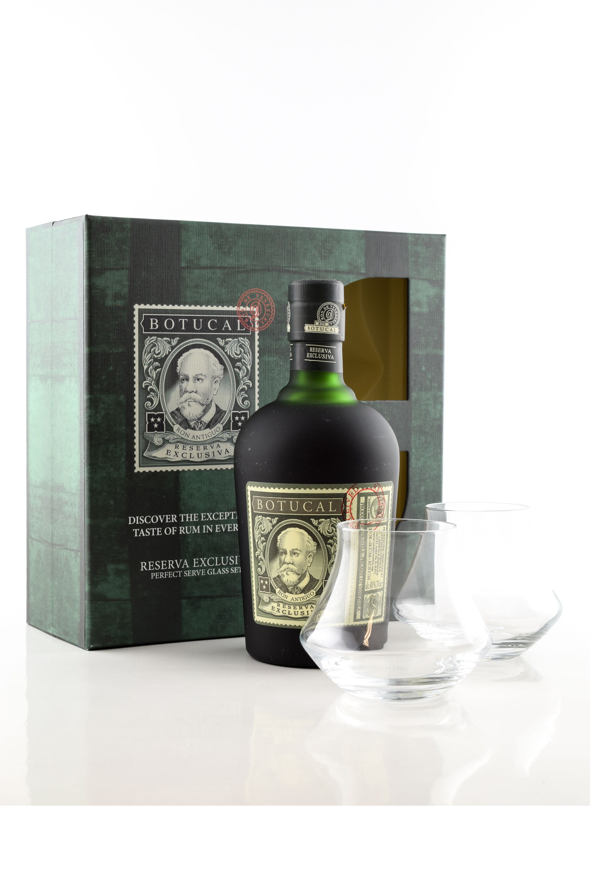 Botucal Reserva Exclusiva 40% vol. 0.7l - with 2 glasses Botucal Reserva Exclusiva 40% vol. 0.7l - with 2 glasses