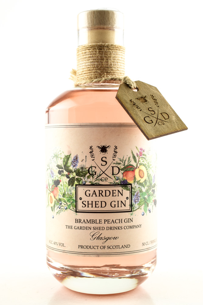 Garden Shed Bramble Peach Gin 40%vol. 0,5l Garden Shed Bramble Peach Gin 40%vol. 0,5l