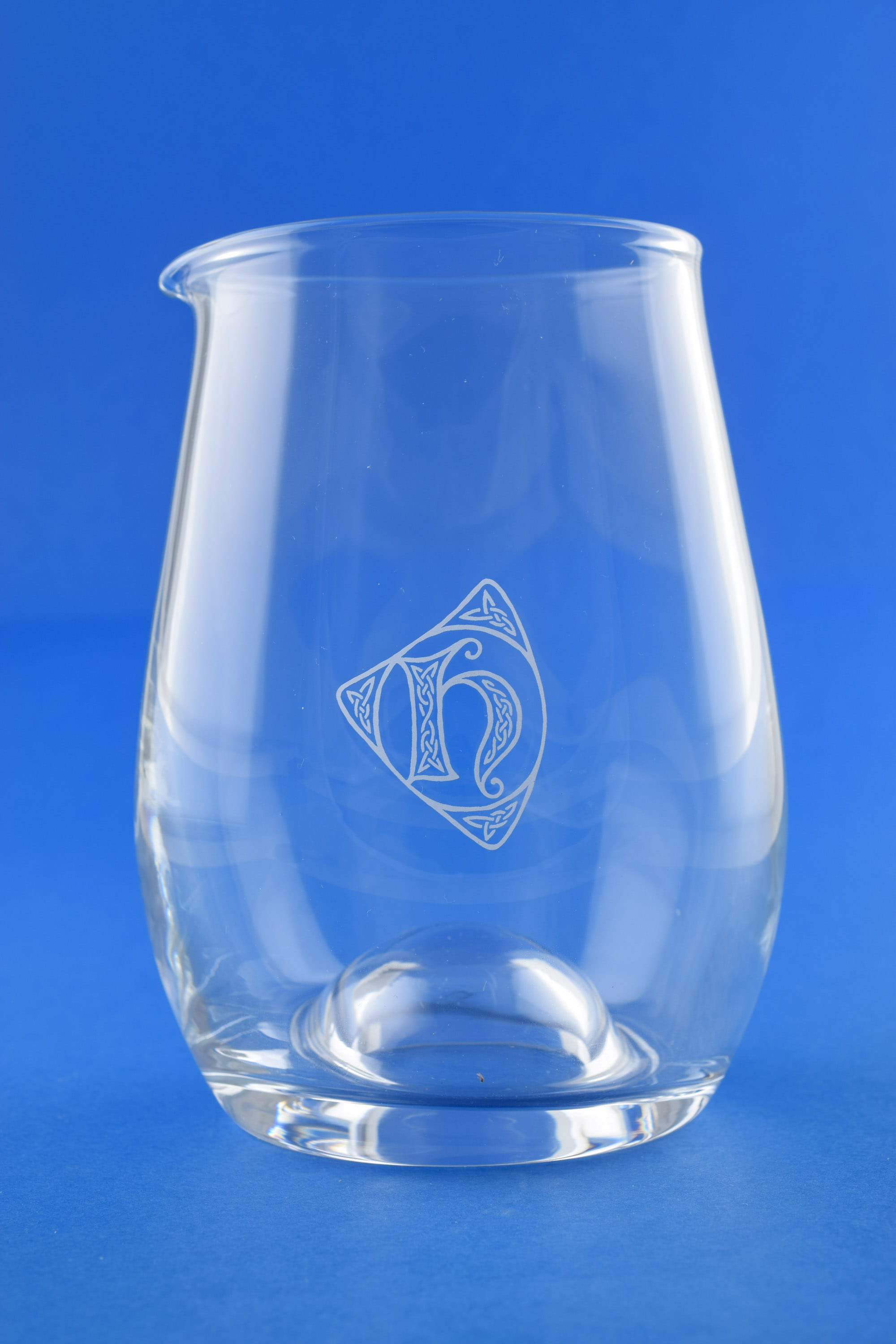 Highland Park glass jug of water about 0.3 l