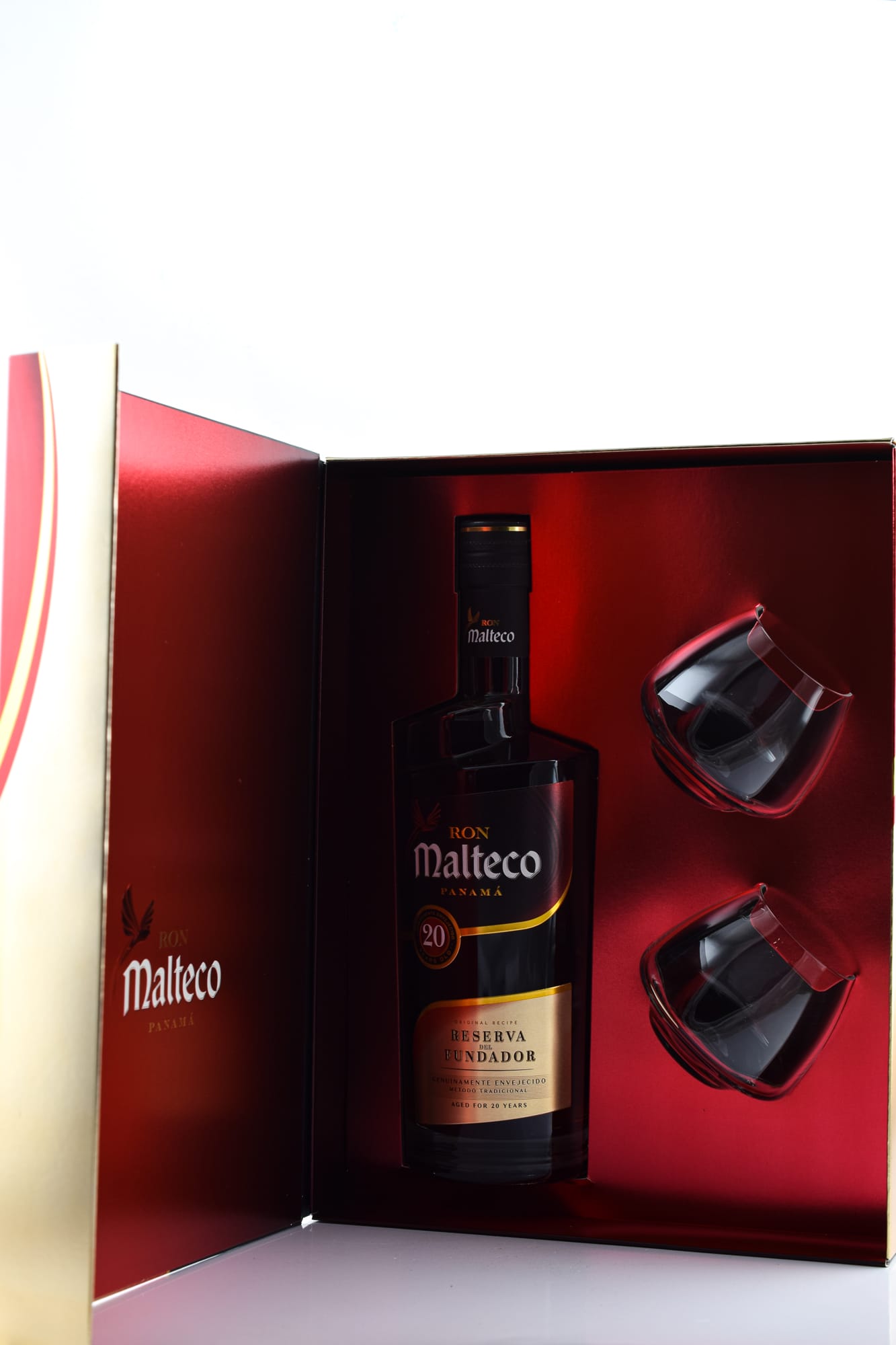 Malteco 20 Jahre mit 2 Gläsern