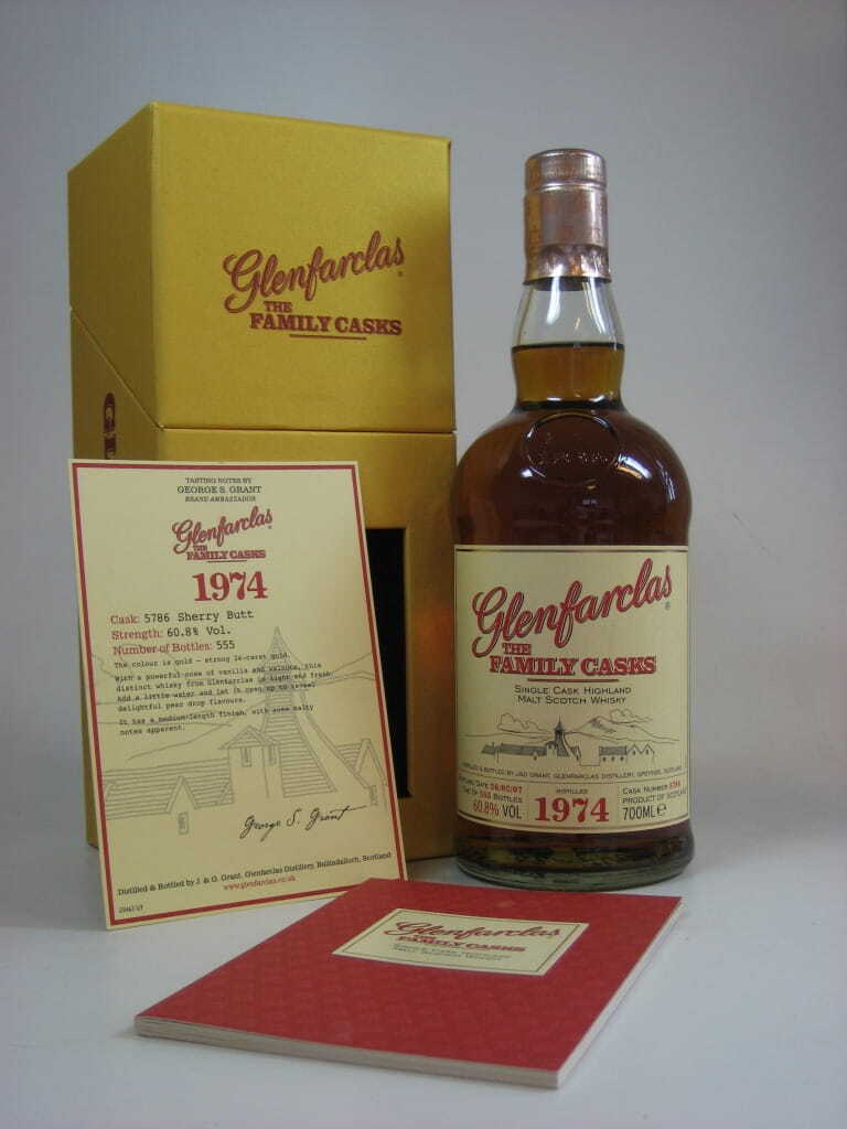 Glenfarclas "The Family Casks" 1974/2007 Sherry Butt 60,8%vol. 0,7l
