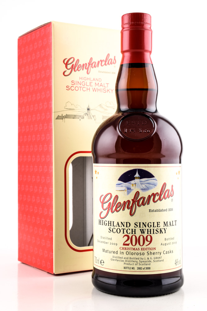 Glenfarclas Christmas 2009/2019 46%vol. 0,7l Glenfarclas Christmas 2009/2019 46%vol. 0,7l