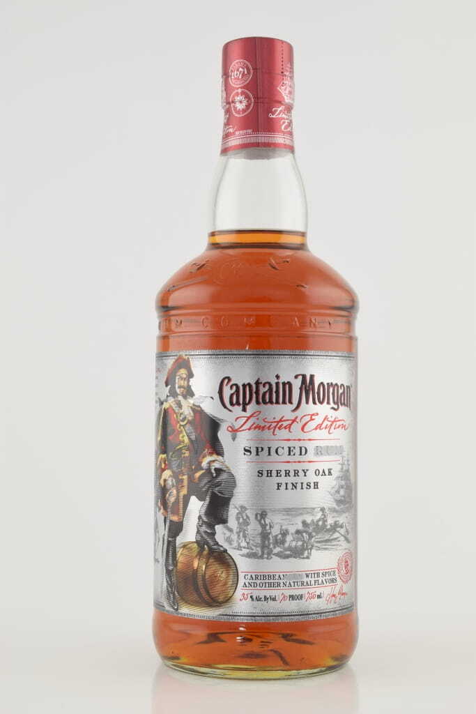 Captain Morgan Limited Edition Sherry Oak Finish 35% vol. 0,7l Captain Morgan Limited Edition Sherry Oak Finish 35% vol. 0,7l