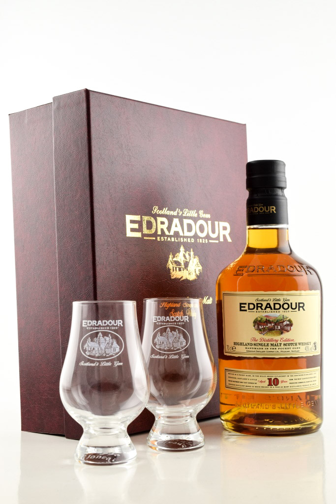 Edradour 10 Year Old gift box with 2 glasses 40% vol. 0,7l Edradour 10 Year Old gift box with 2 glasses 40% vol. 0,7l