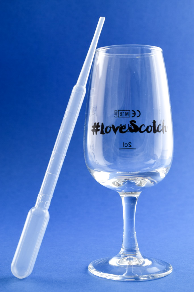 #Love scotch snifter - and with gauge marks pipette 3ml