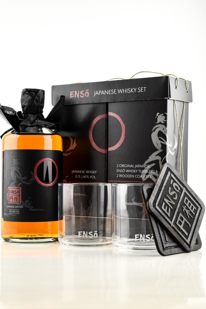 Enso 40% vol. 0.7l & with two glasses of two wooden coasters Enso 40% vol. 0.7l & with two glasses of two wooden coasters