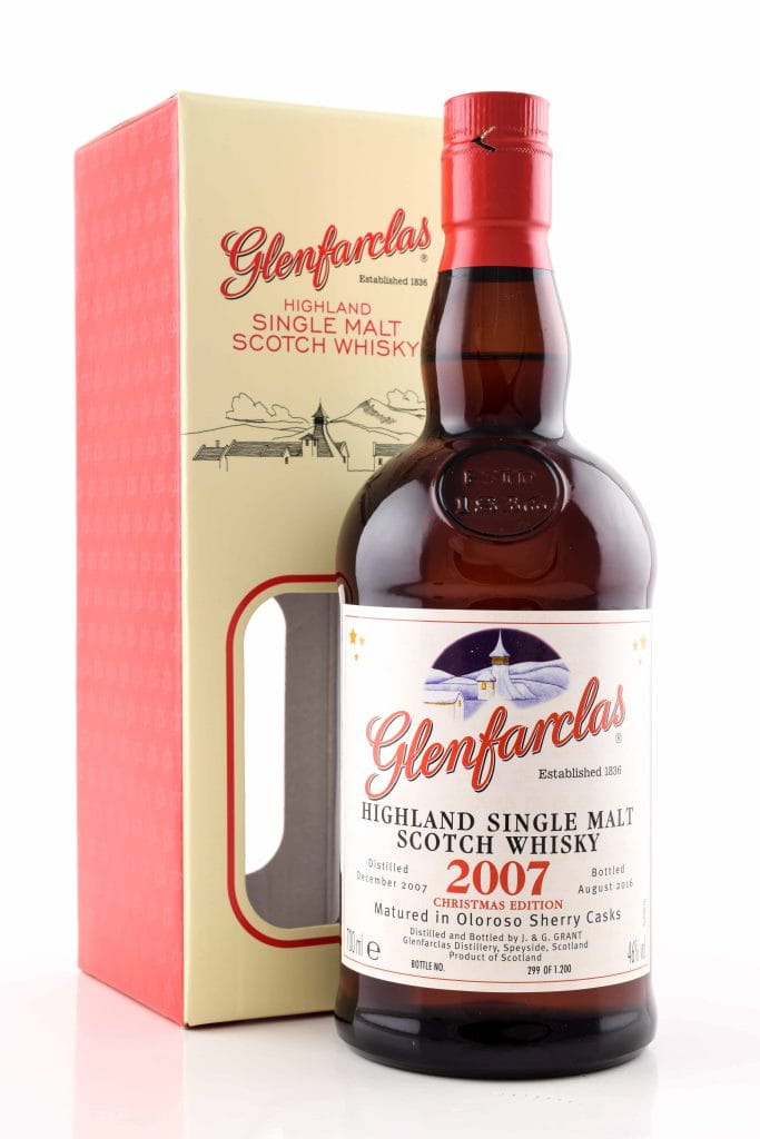 Glenfarclas Christmas 2007/2016 46% vol. 0,7l Glenfarclas Christmas 2007/2016 46% vol. 0,7l