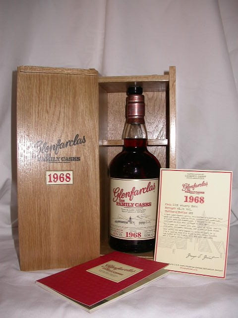 Glenfarclas "The Family Casks" 1972 Cask No.3546 Sherry Butt 51,1%vol.0,7l
