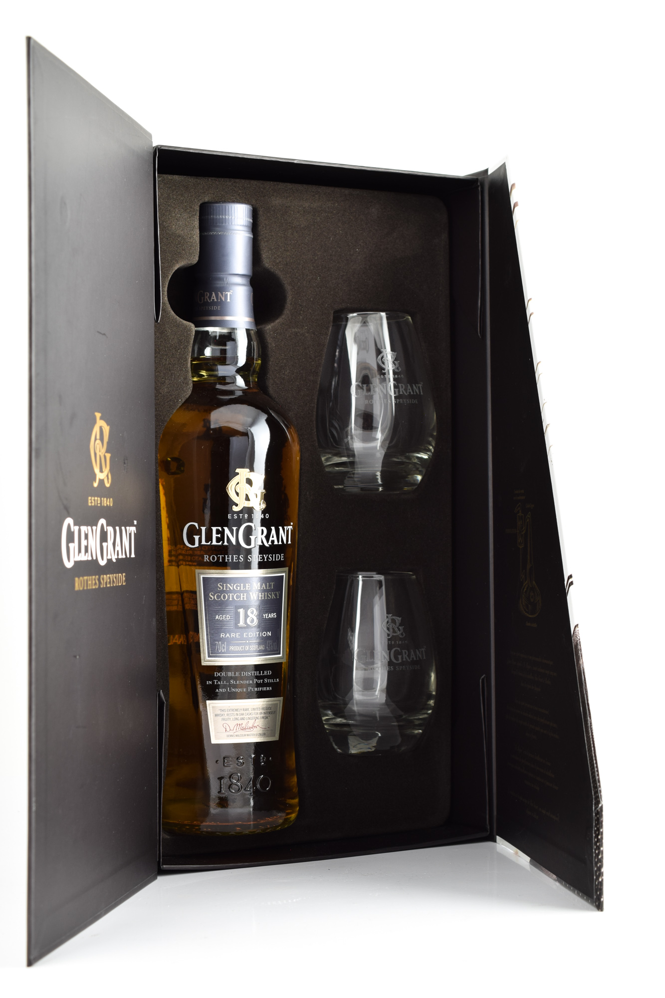 Glen Grant 18 Jahre 43%vol. 0,7l mit zwei Gläsern Glen Grant 18 Jahre 43%vol. 0,7l mit zwei Gläsern
