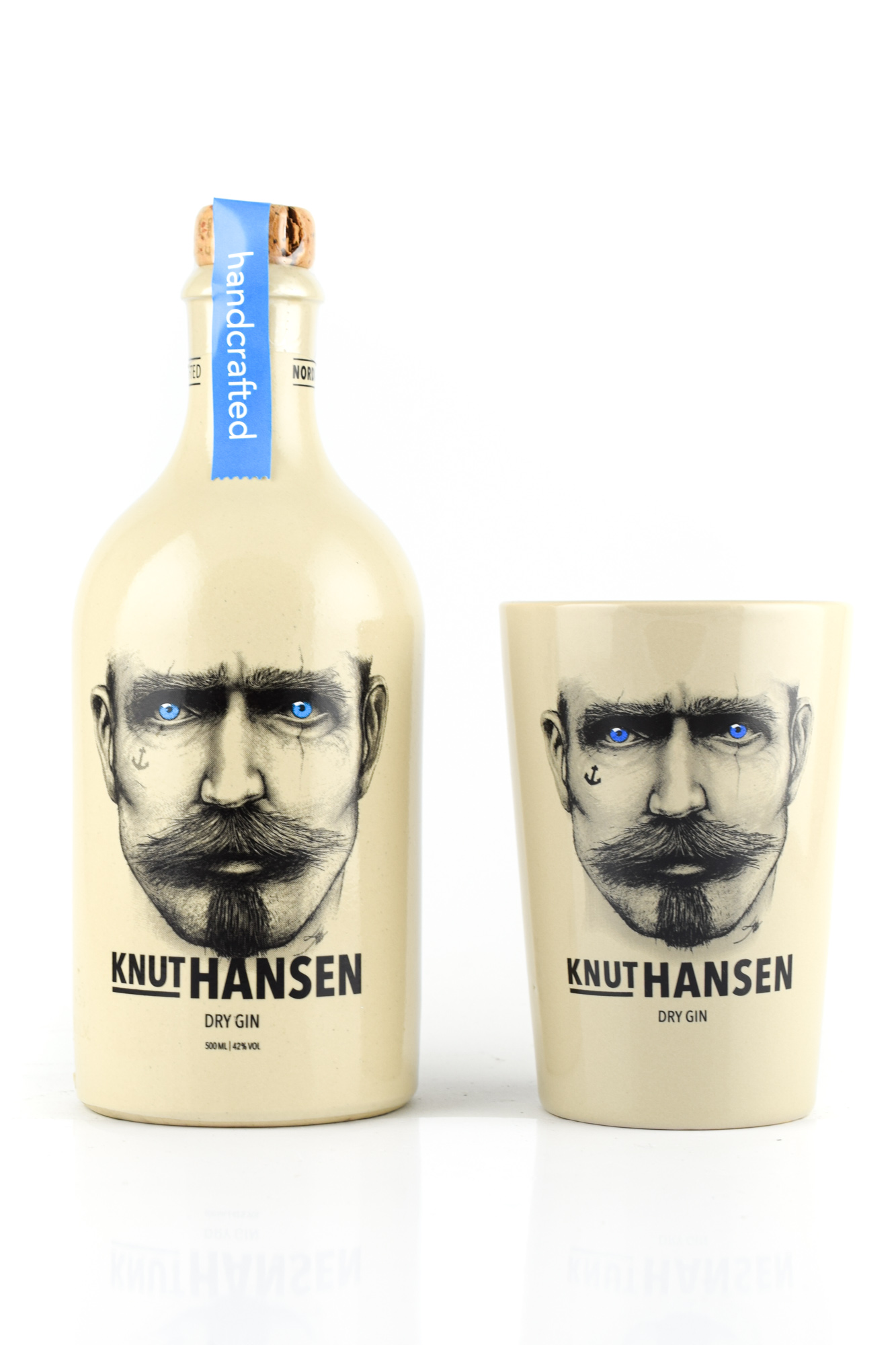 Knut Hansen Dry Gin 42%vol. 0,5l with Mug Knut Hansen Dry Gin 42%vol. 0,5l with Mug