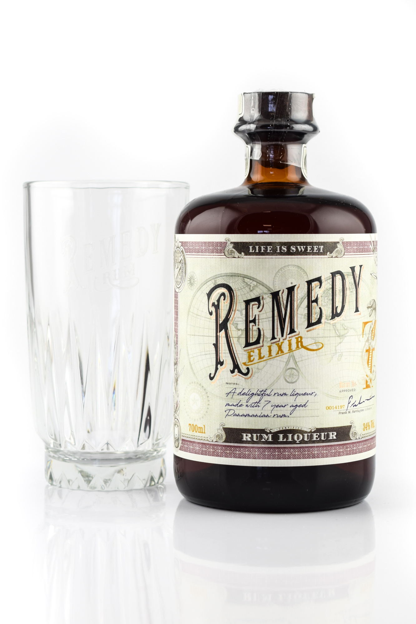 Remedy Elixir 34%vol. 0,7l mit Glas | Gift Packs | Gift ideas | Home of  Malts