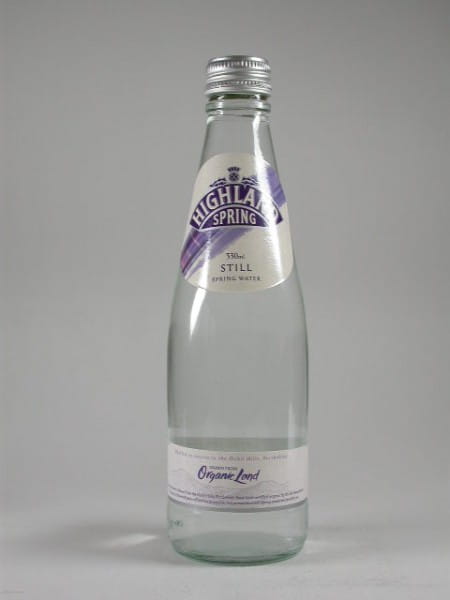 Highland Spring Natural Mineral Water shut 0.33l - water