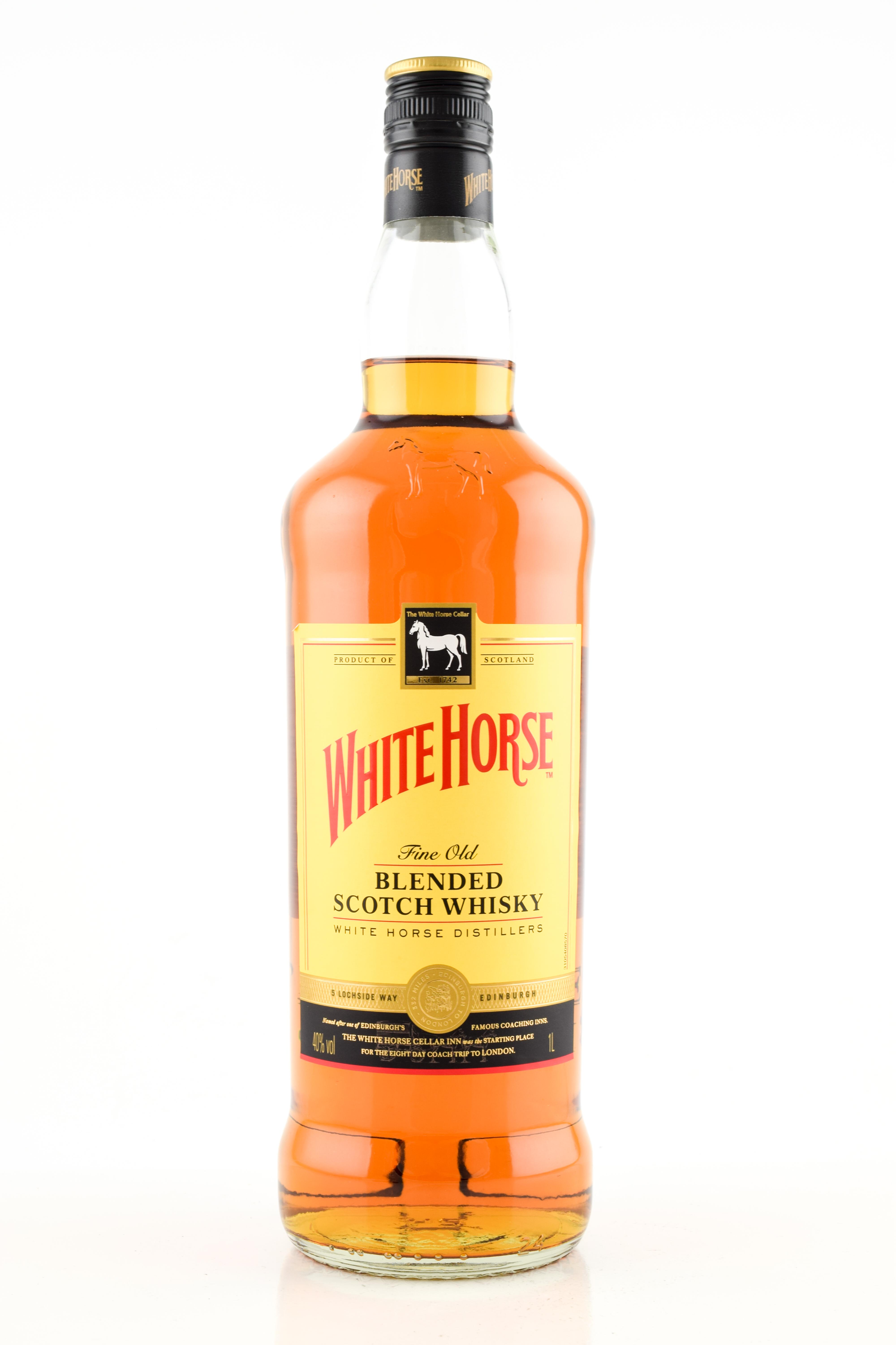 Виски хорс цена. Уайт Хорс виски. Виски Вайт Хорс 0.7. Виски Уайт Хорс 0.5. Уайт Хорс виски купажированный 0.5.