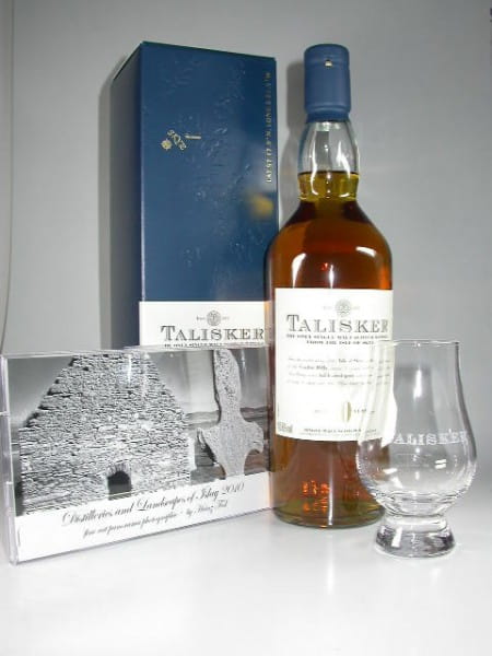 Talisker 10 Jahre 45,8%vol. 0,7l mit Glas &amp; Tischkalender (Christmas Pack)